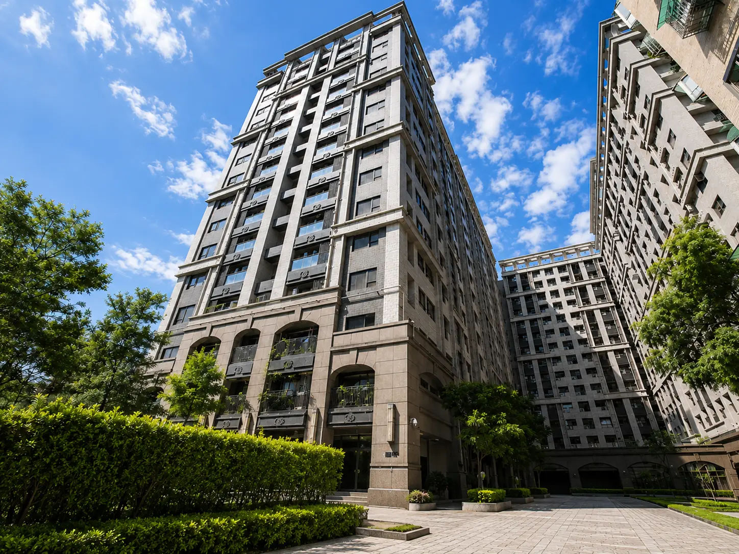 RADIUM LIFE Senior Rental Home with Services