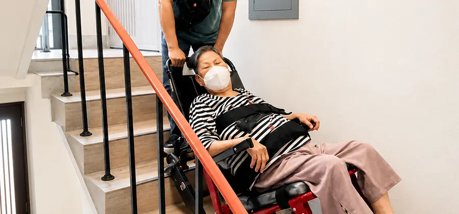 無障礙交通接送與上下樓爬梯機服務