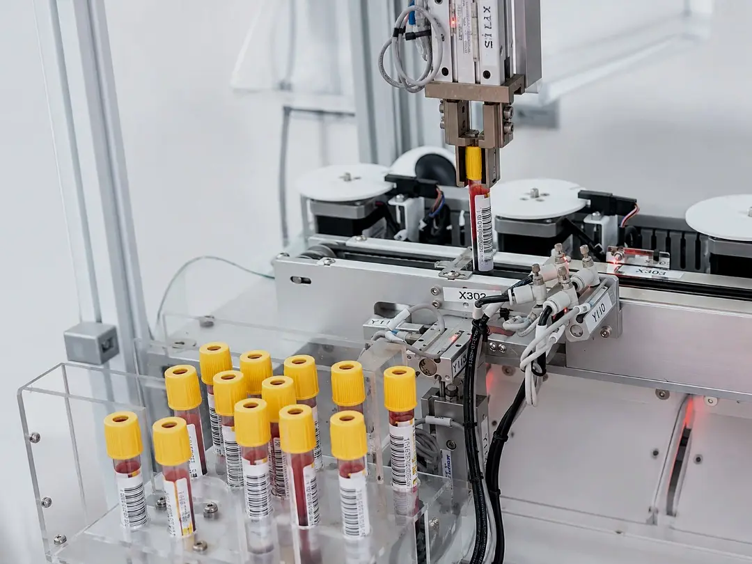 Intelligent Automated Laboratory System