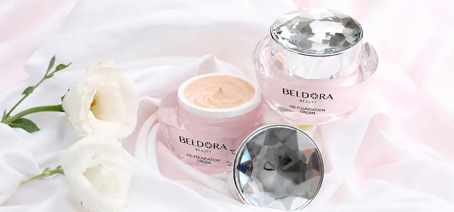HD CLEVER GLOW FOUNDATION CREAM