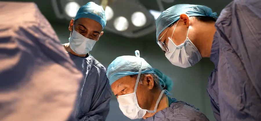 Ileocolon Flap for Vocal Cord Repair